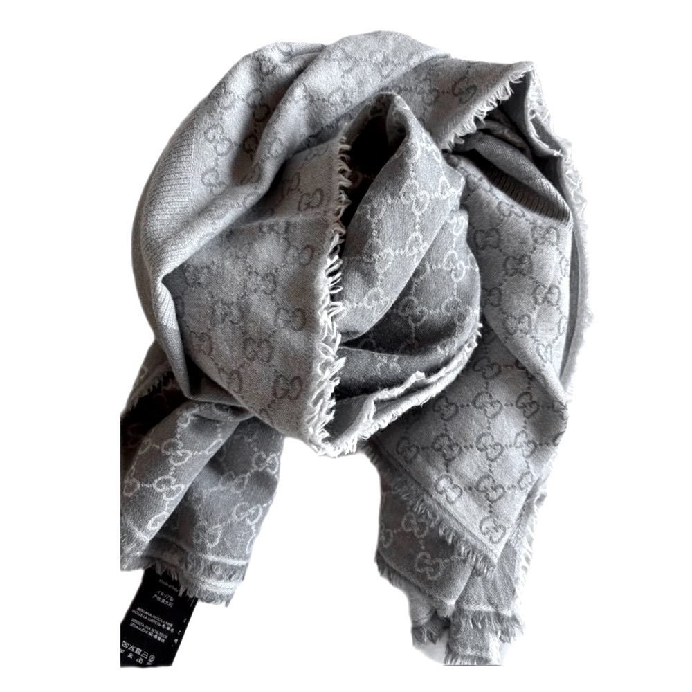 gray Gucci scarf wool silk scarf | gray & white gg jacquard wool silk scarf - Picture 7 of 8